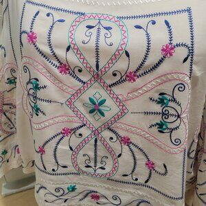Chicos Embroidered Top Size 2